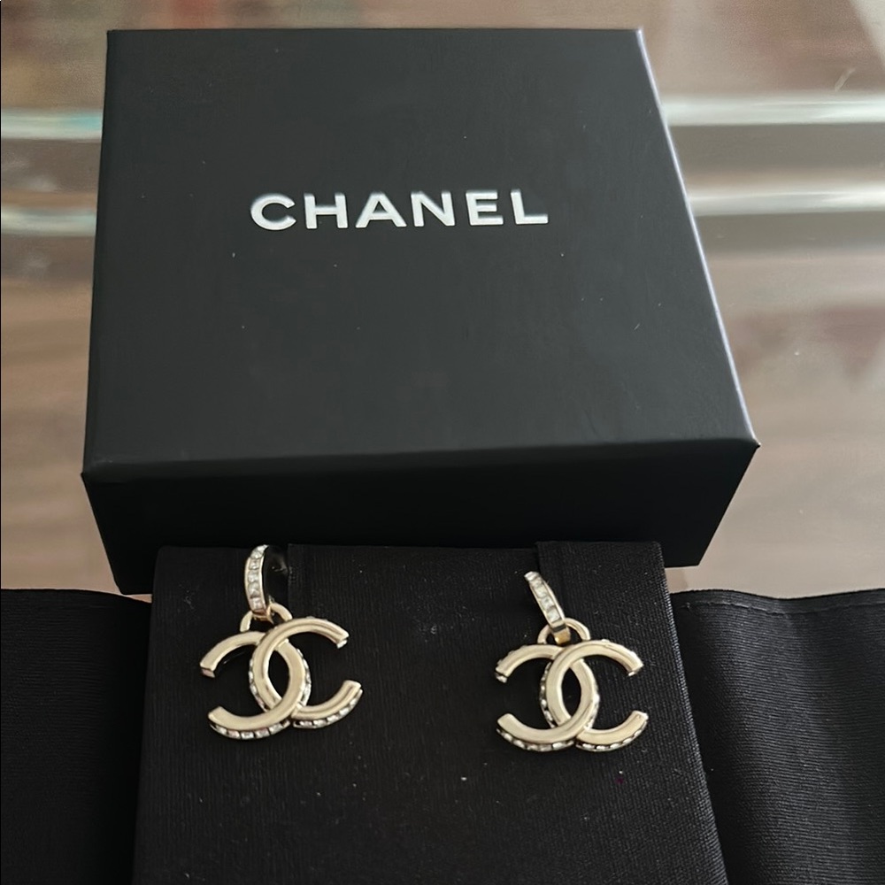 Authentic CHANEL CC Crystal Earrings